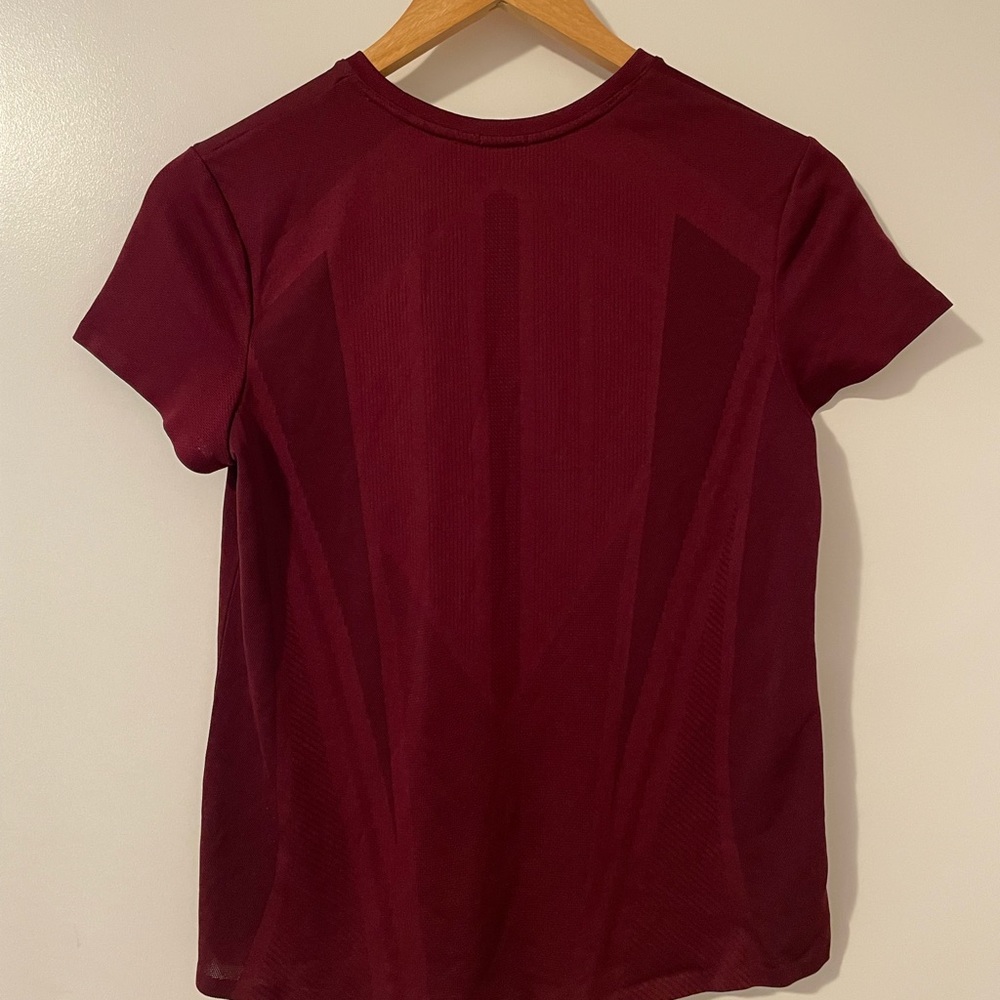 Red workout top. - Picture 2 of 2